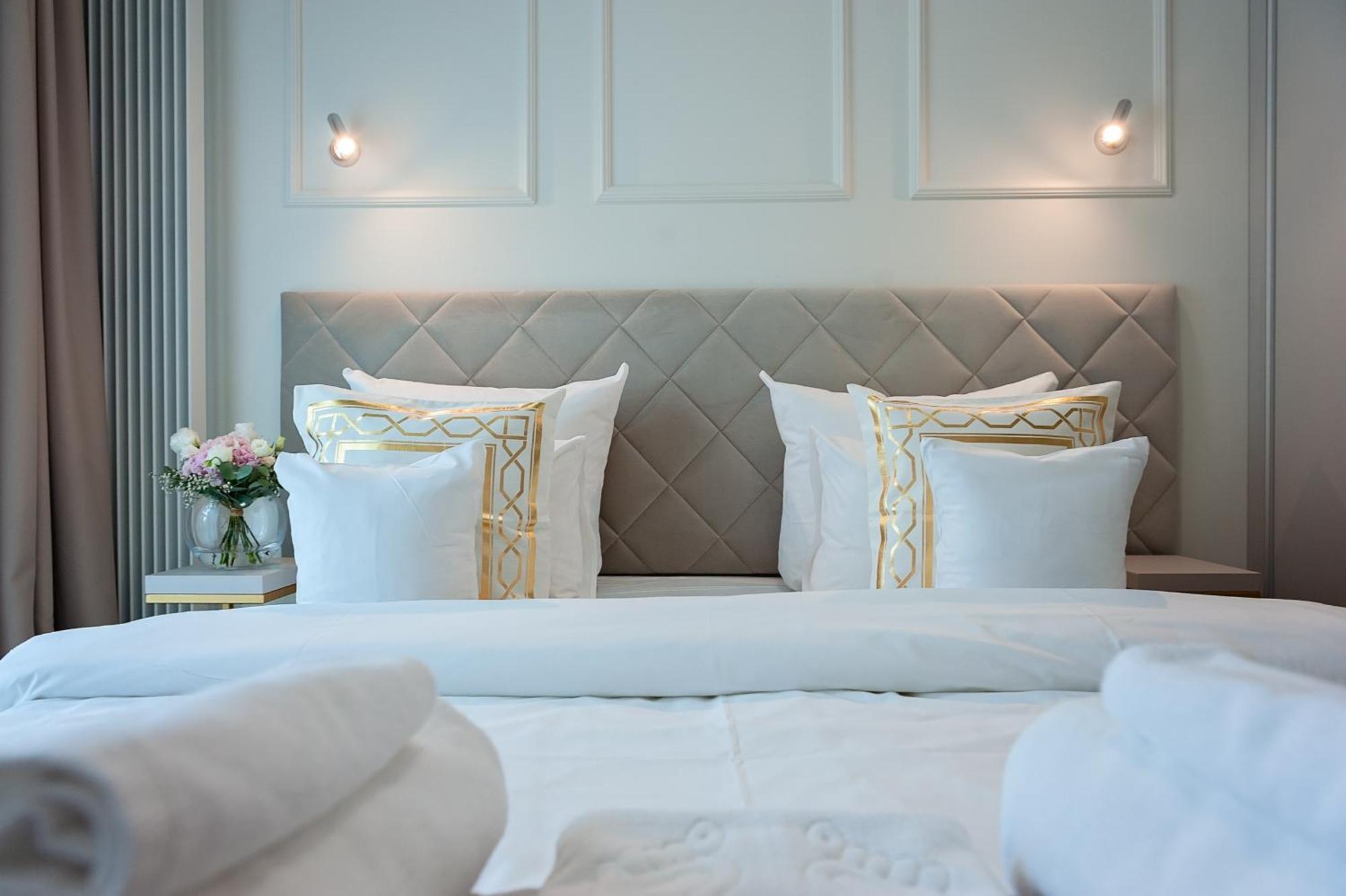 Mennica Residence - Grzybowska 43A วอร์ซอ ภายนอก รูปภาพ