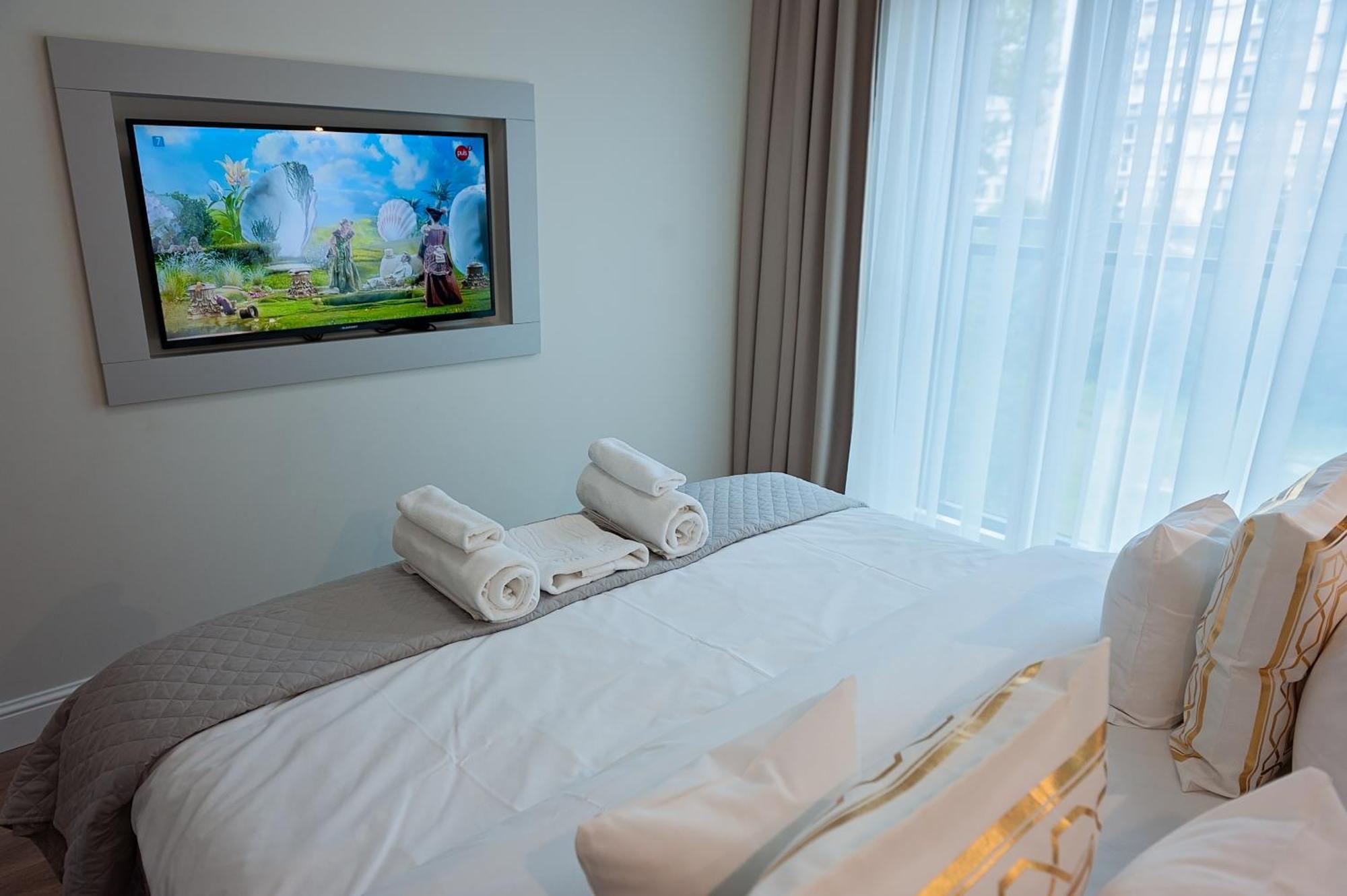 Mennica Residence - Grzybowska 43A วอร์ซอ ภายนอก รูปภาพ
