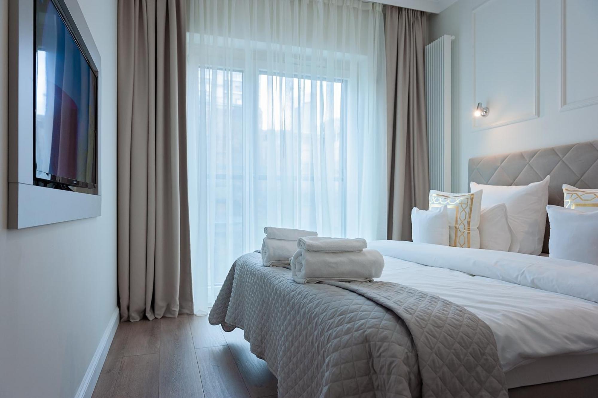 Mennica Residence - Grzybowska 43A วอร์ซอ ภายนอก รูปภาพ