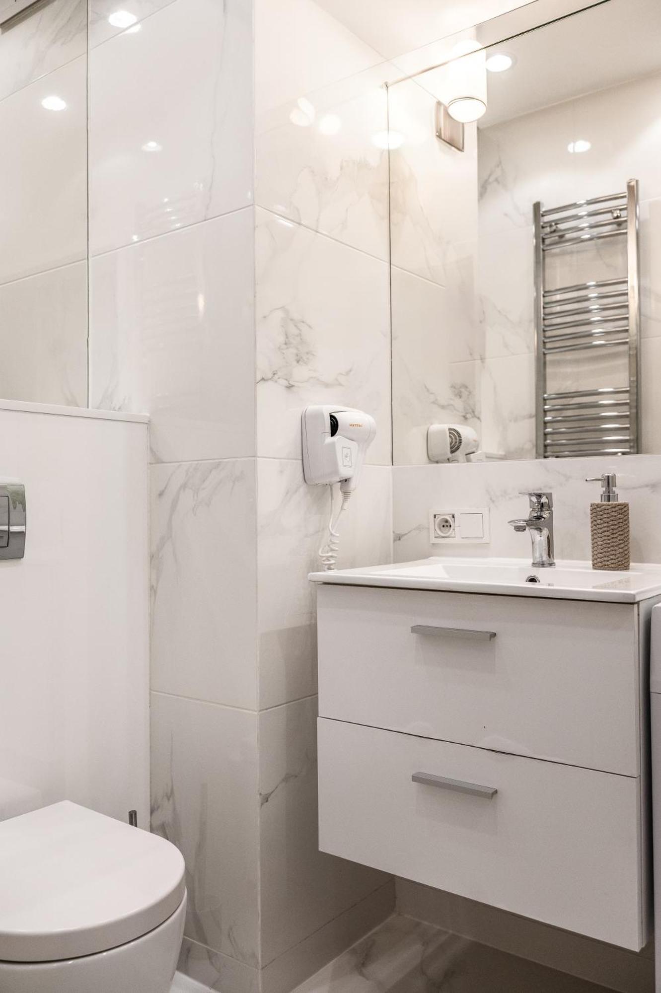 Mennica Residence - Grzybowska 43A วอร์ซอ ภายนอก รูปภาพ
