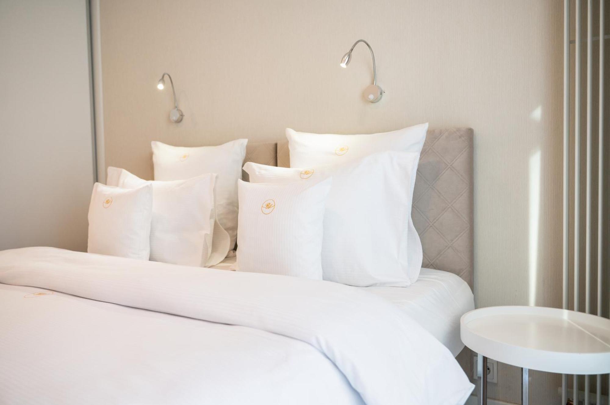 Mennica Residence - Grzybowska 43A วอร์ซอ ภายนอก รูปภาพ