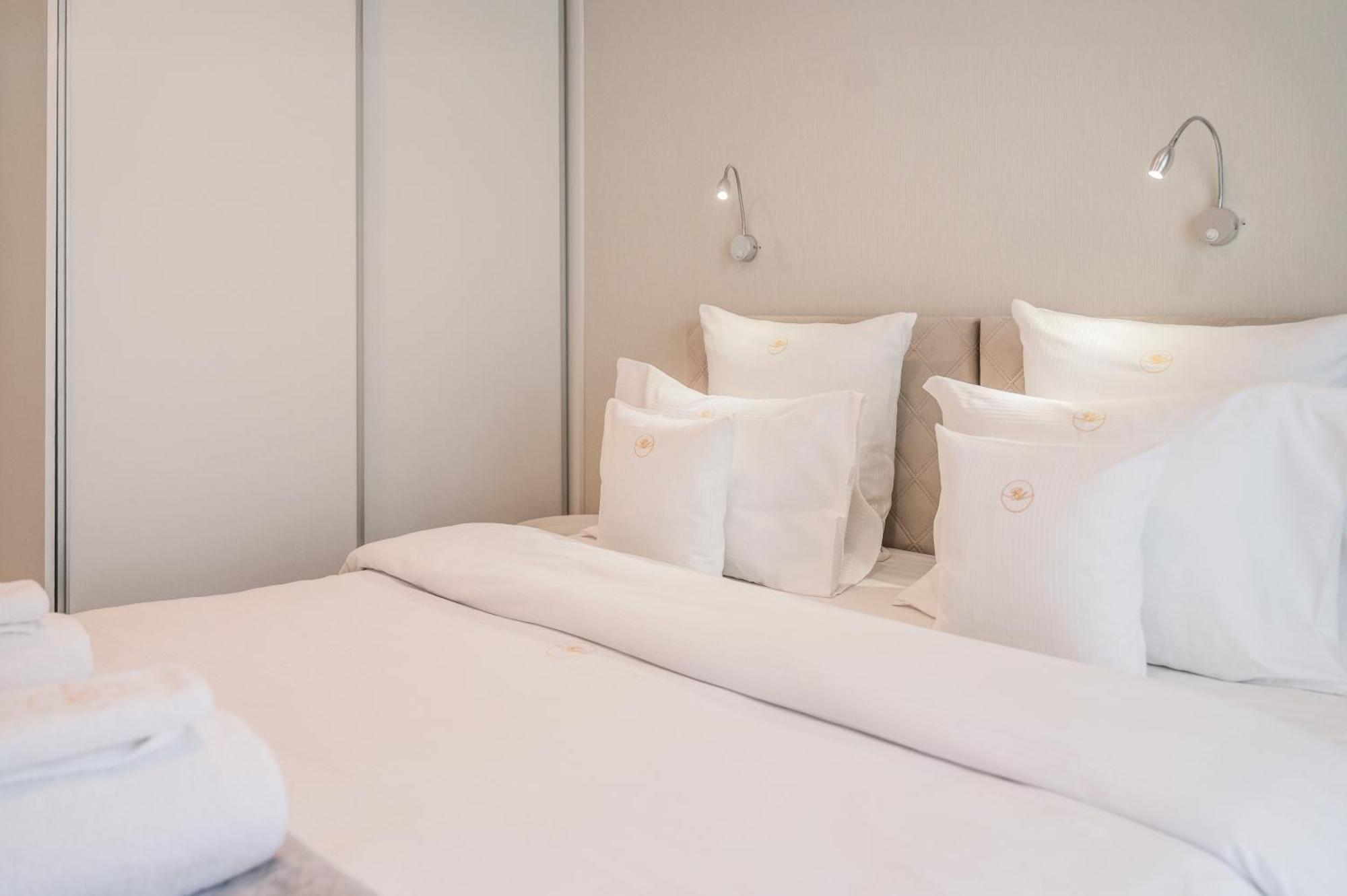 Mennica Residence - Grzybowska 43A วอร์ซอ ภายนอก รูปภาพ