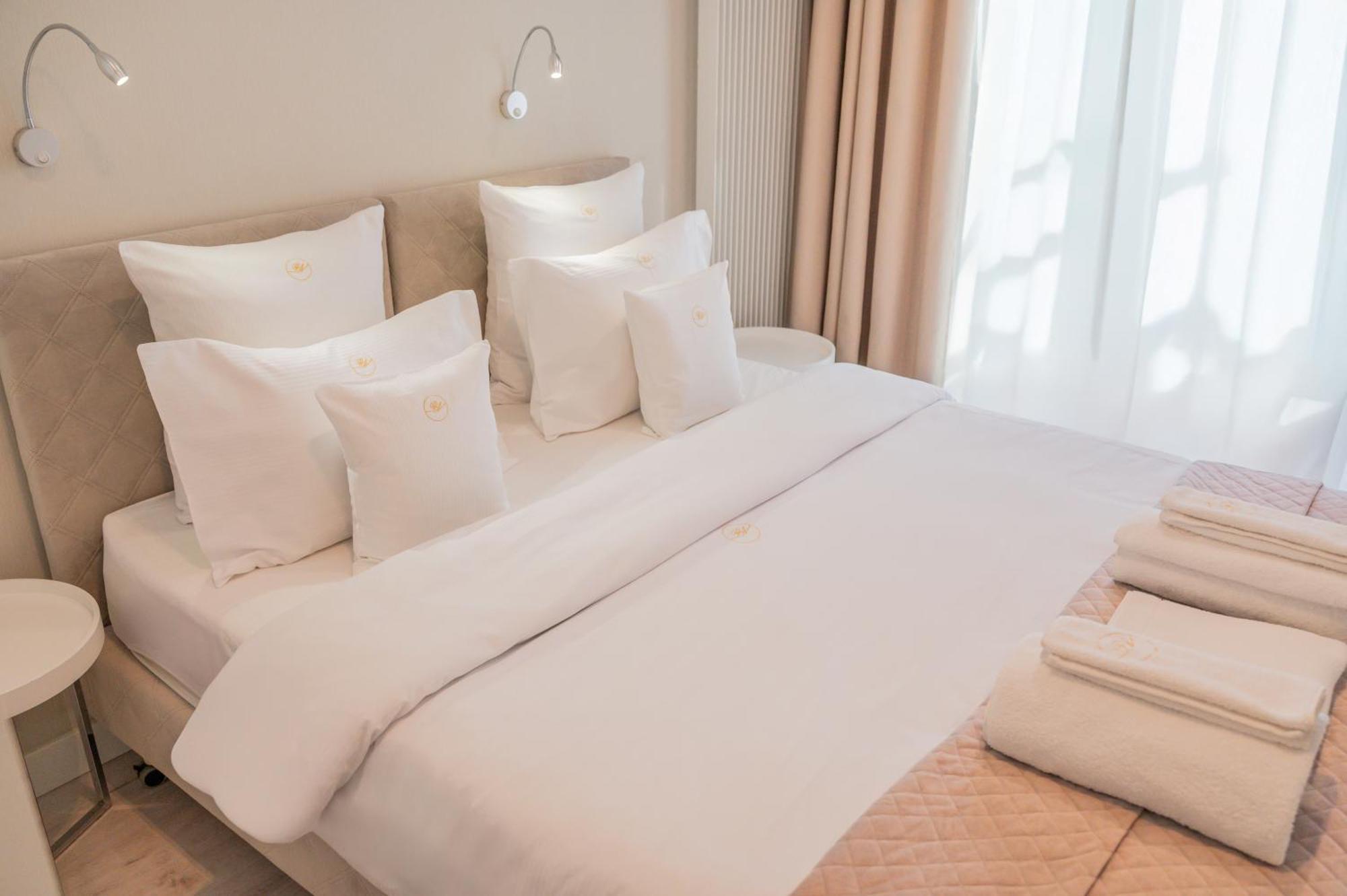 Mennica Residence - Grzybowska 43A วอร์ซอ ภายนอก รูปภาพ