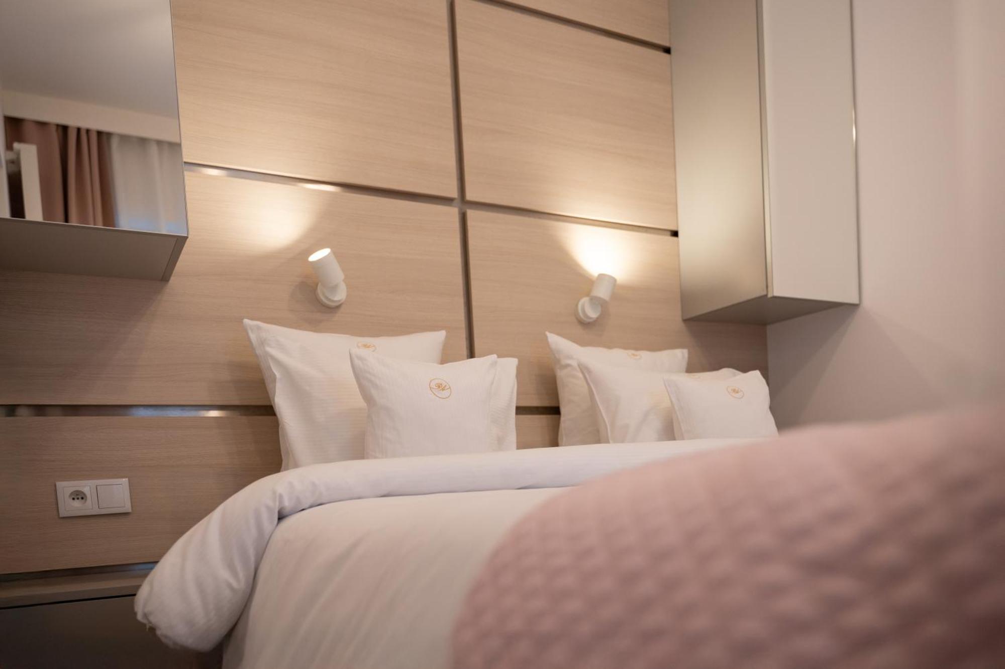 Mennica Residence - Grzybowska 43A วอร์ซอ ภายนอก รูปภาพ