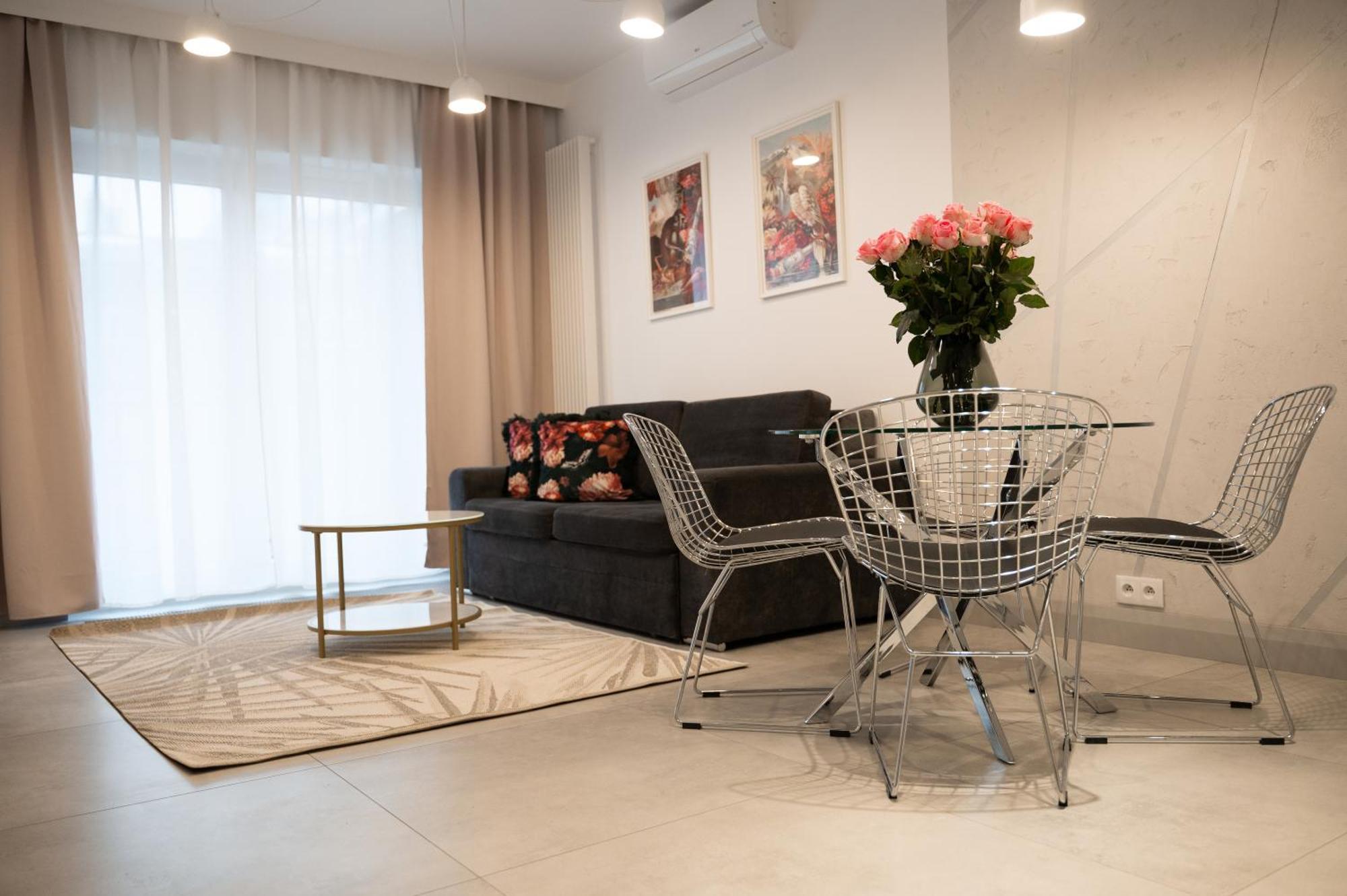 Mennica Residence - Grzybowska 43A วอร์ซอ ภายนอก รูปภาพ