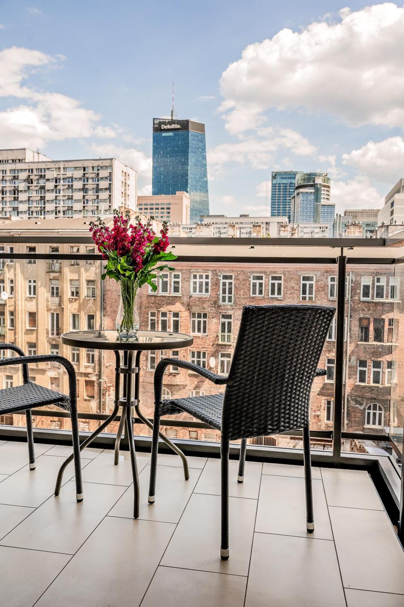 Mennica Residence - Grzybowska 43A วอร์ซอ ภายนอก รูปภาพ